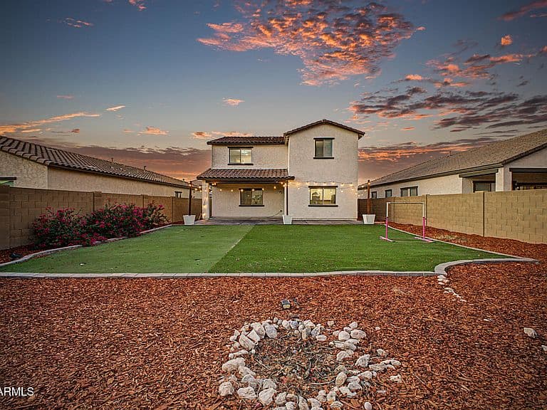 40525 W CHAMBERS Drive photo 2