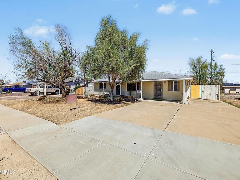 11116 W GREER Avenue photo 3