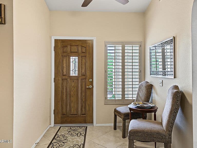 10423 E NACOMA Drive photo 3