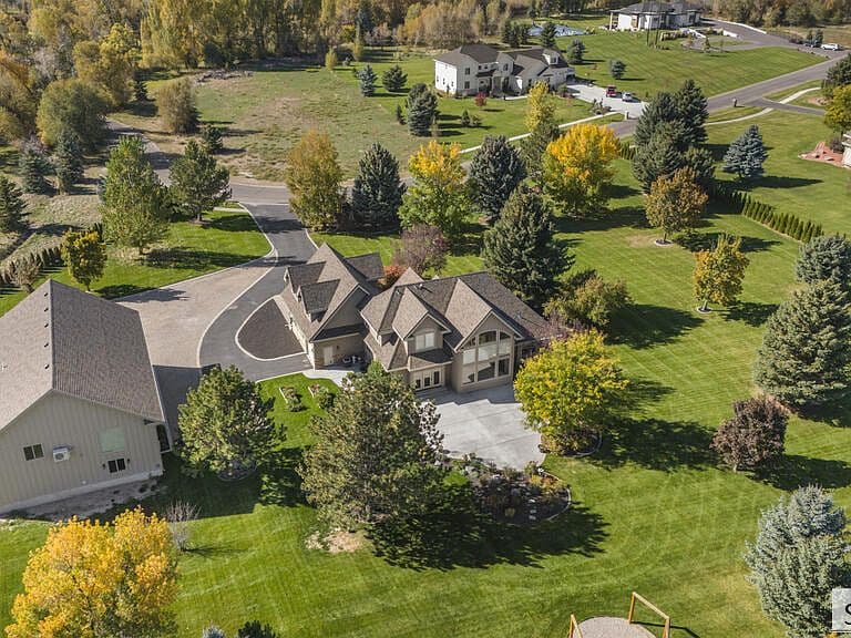 516 N Waterstone Dr photo 2