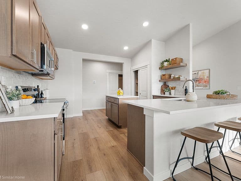 8821 Los Alamitos Ln photo 3