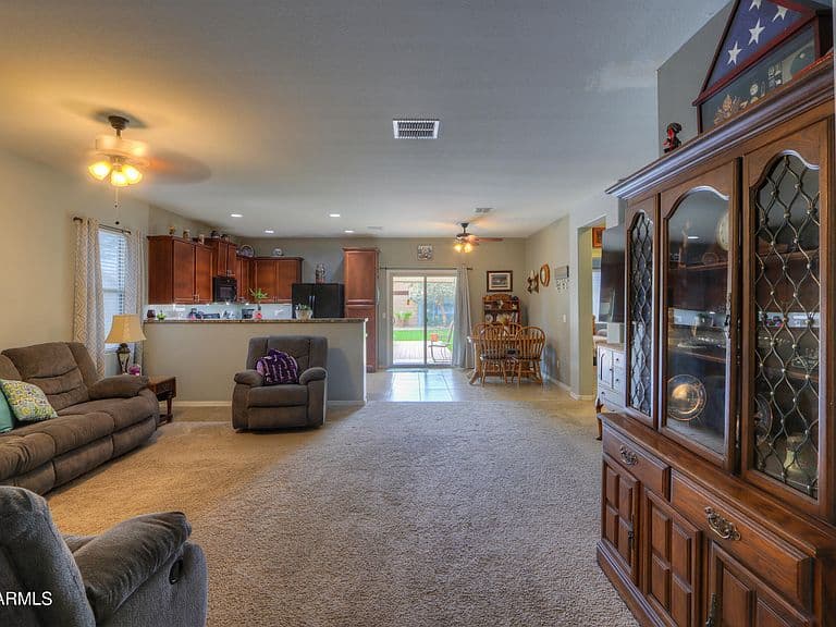 39937 W PRYOR Lane photo 5