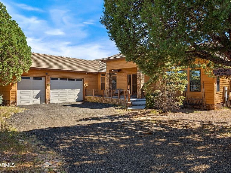 2765 AIR PARK Drive photo 1