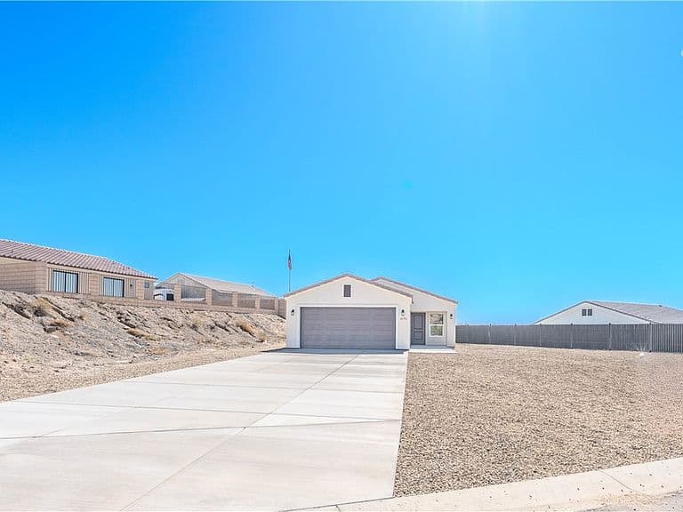 6096 S Greenhorn Drive photo 3