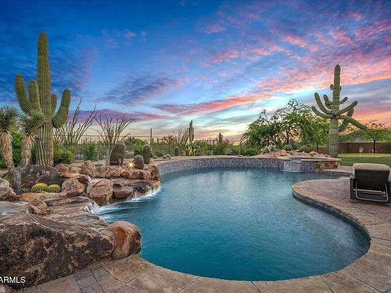 31426 N PIMA Road photo 1