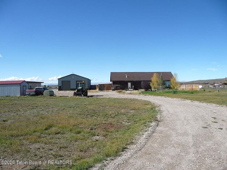 81 Chief Joseph Rd photo 1