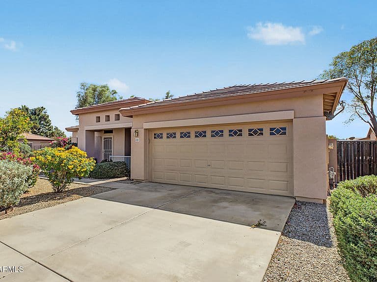 21191 E LORDS Way photo 3