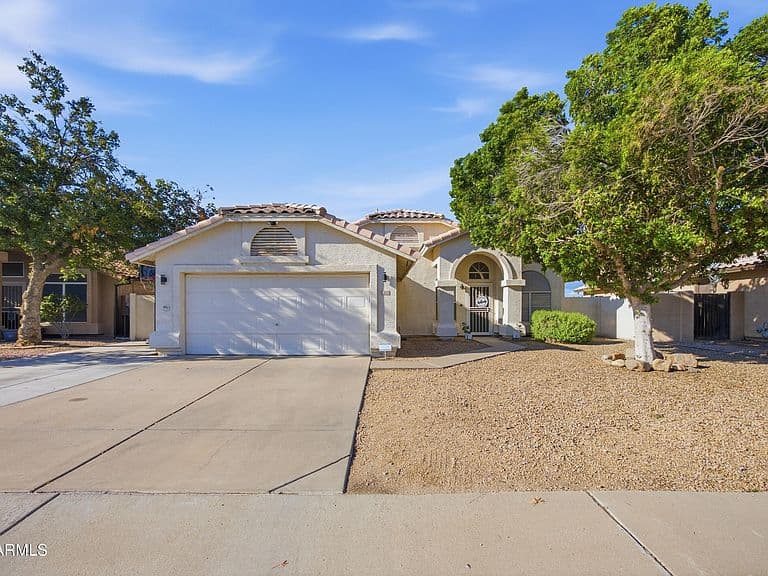 12402 W EDGEMONT Avenue photo 1