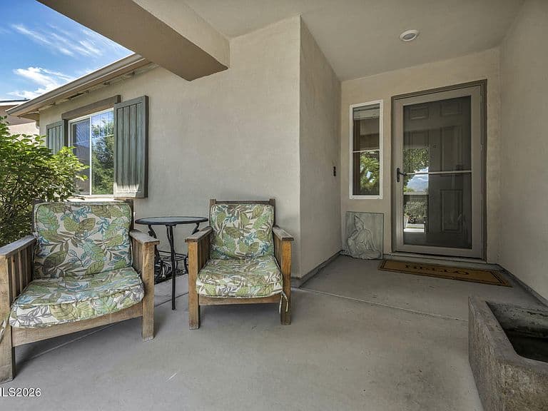746 Mallard Crest Dr photo 3