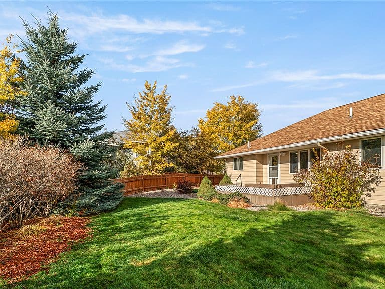 54 Cloverview Dr photo 5