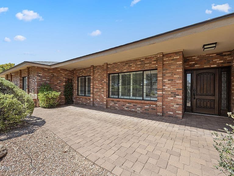 5220 E CORTEZ Drive photo 4