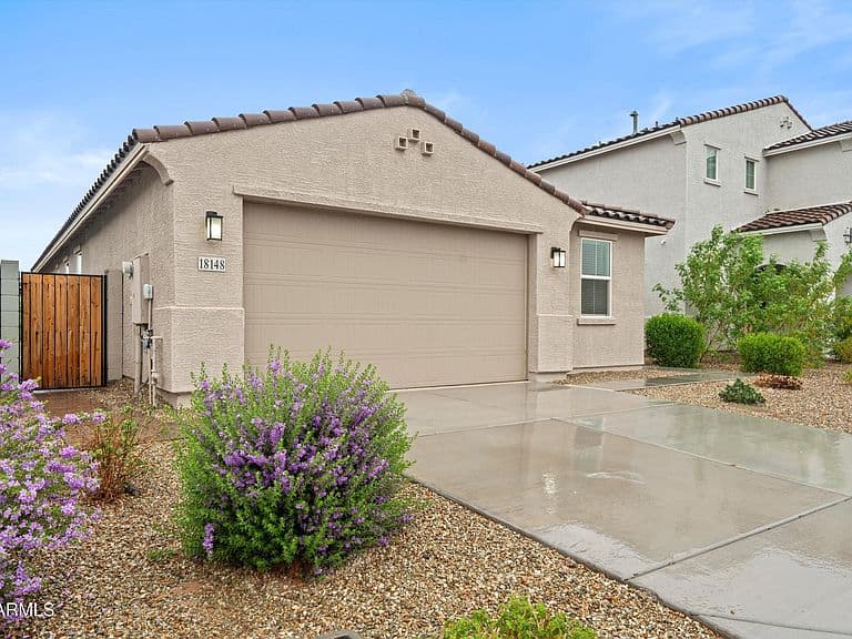 18148 W DALEY Lane photo 1