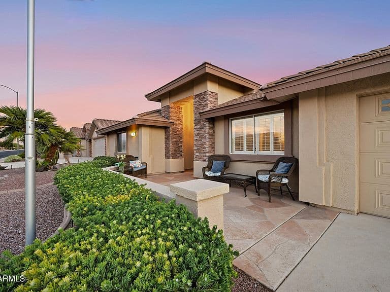 11419 E NAVARRO Avenue photo 3