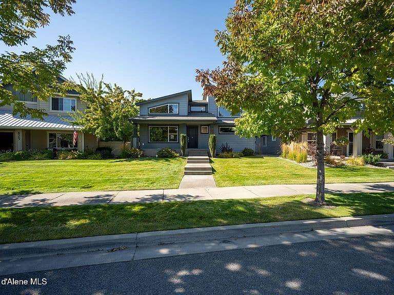 6551 N Cornwall St photo 4