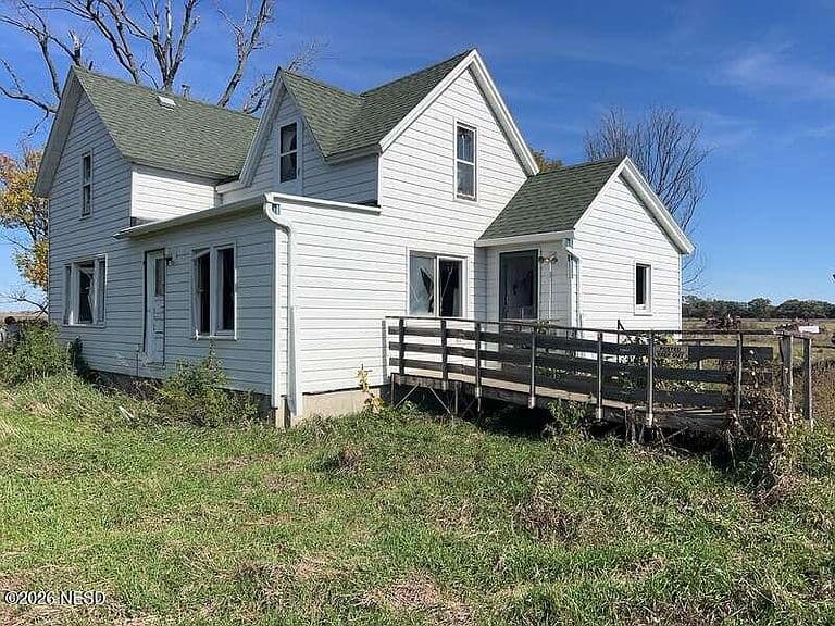 15872 454th Ave photo 1