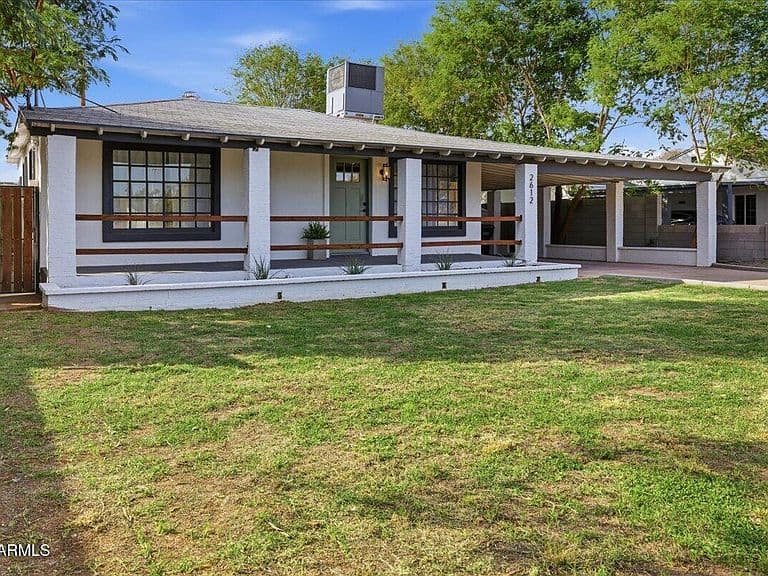 2612 N 31st St photo 4