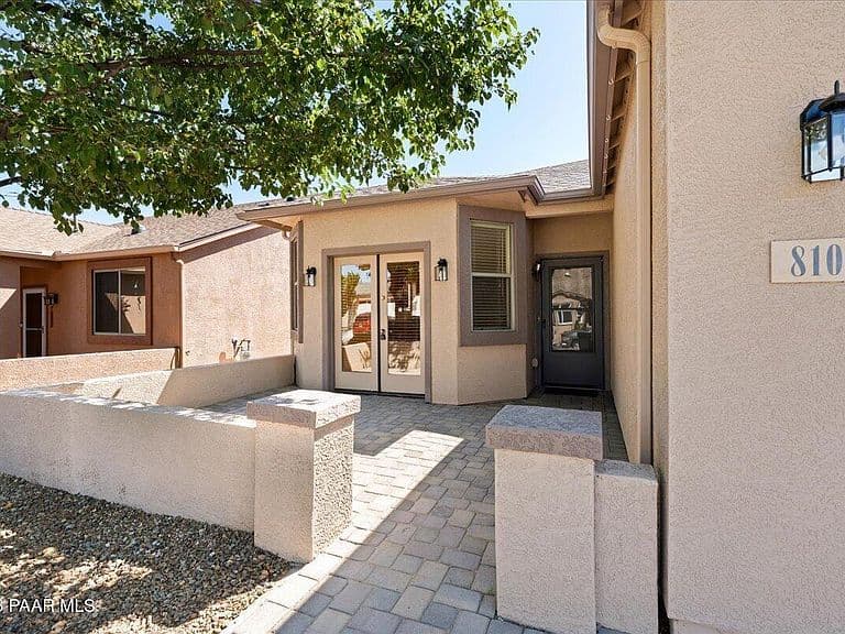 8105 N Command Point Dr photo 1