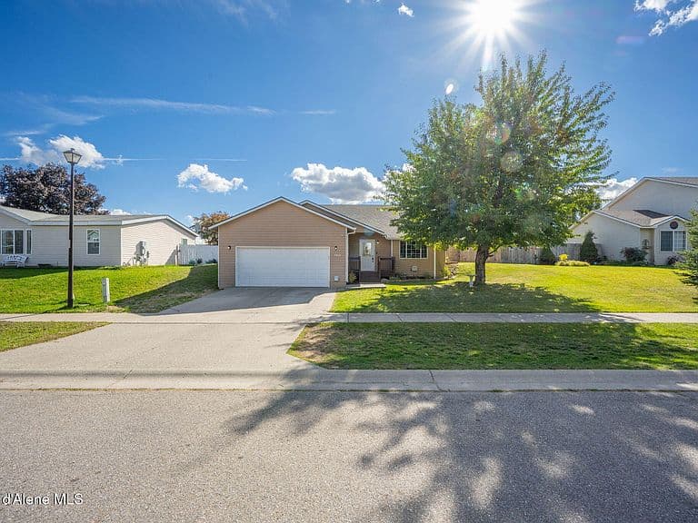 7412 W Meadow Lark Ln photo 5