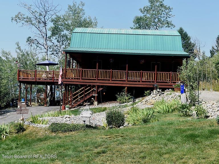 71 Redwood Rd photo 1