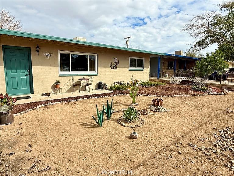 2213 Lucille Avenue photo 4