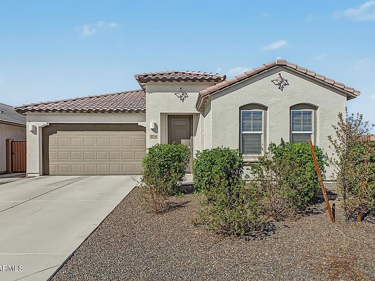 3234 E HAYFIELD Way photo 2
