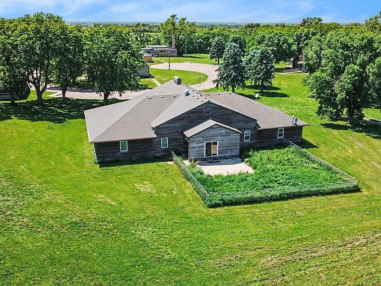 47256 State Highway 46 photo 3