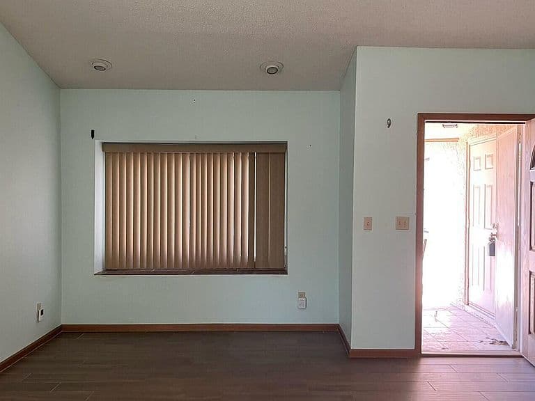 542 S HIGLEY Road #3 photo 4