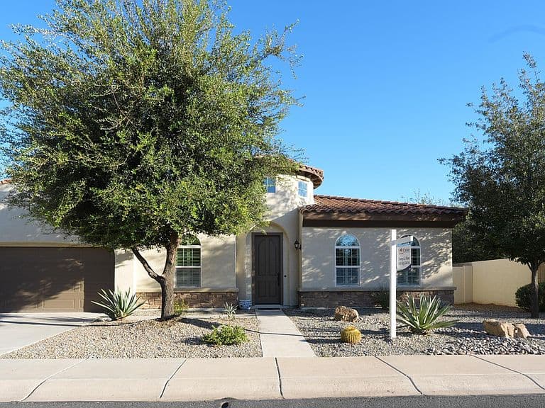 4224 E MEAD Way photo 1