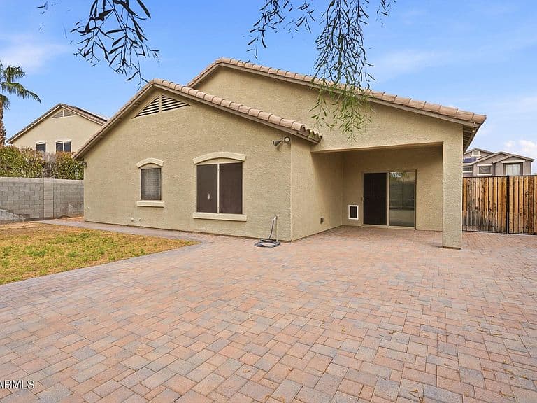 16597 W MADISON Street photo 3