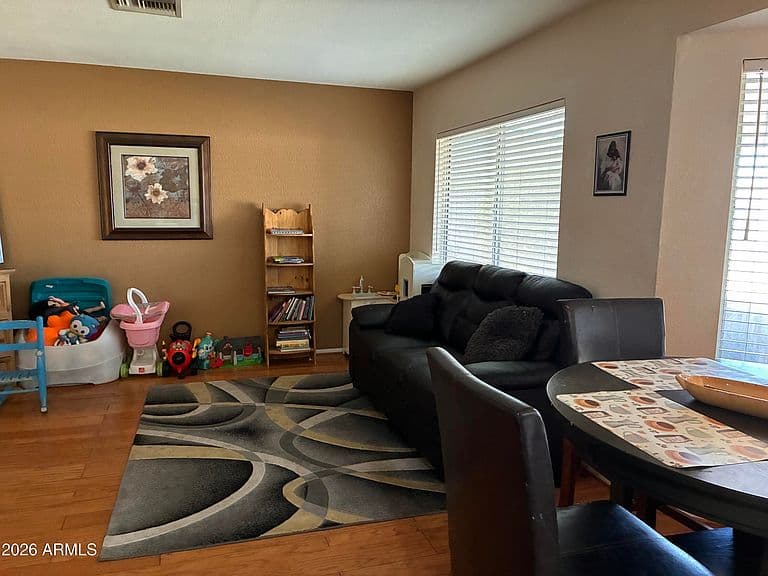 3902 W VILLA THERESA Drive photo 5