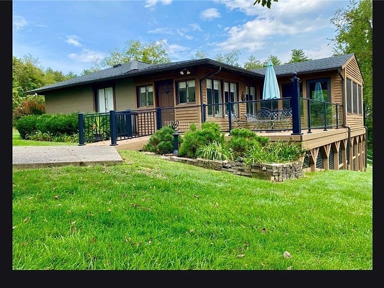 18 Margo Ln photo 1