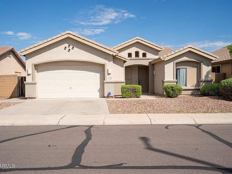 12528 W HIGHLAND Avenue photo 1