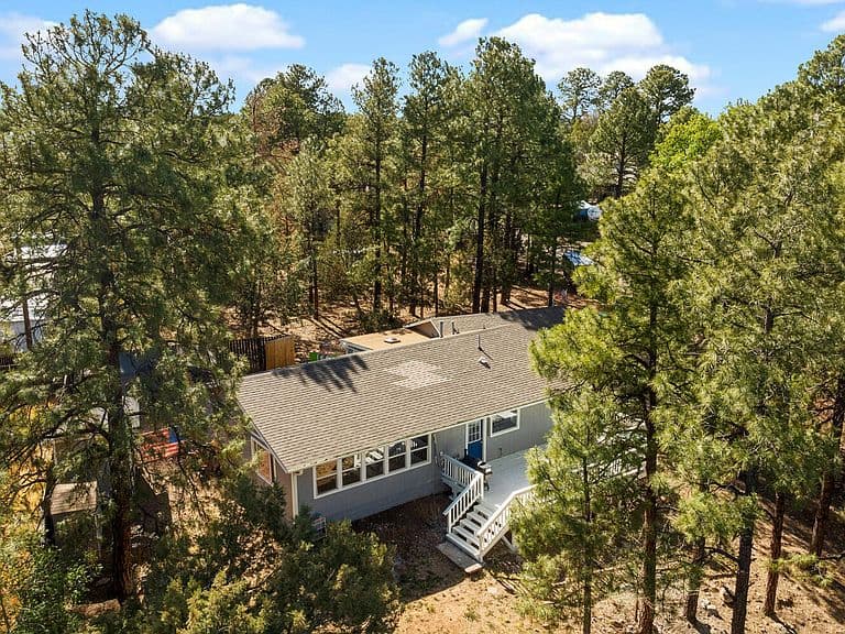 601 E Mls photo 2