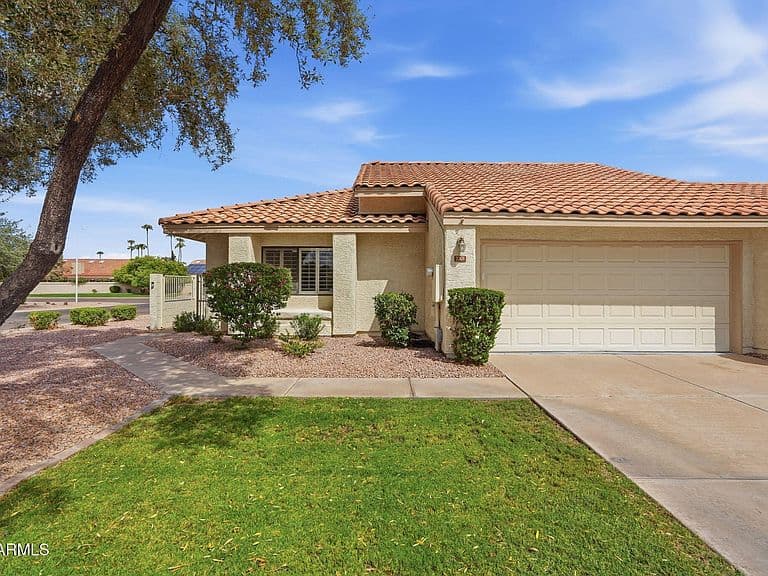 7301 S BONARDEN Lane photo 1