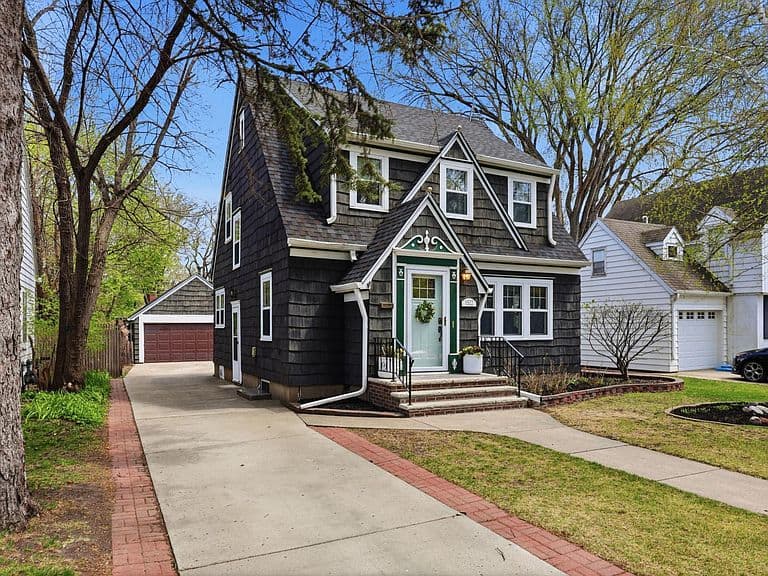1522 7th St S photo 1