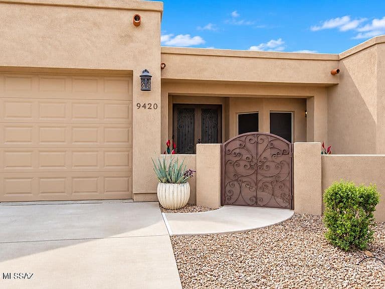 9420 E Woolly Butterfly Ct photo 4