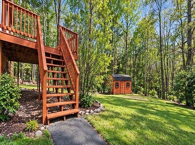 57 Greyrock Road photo 3
