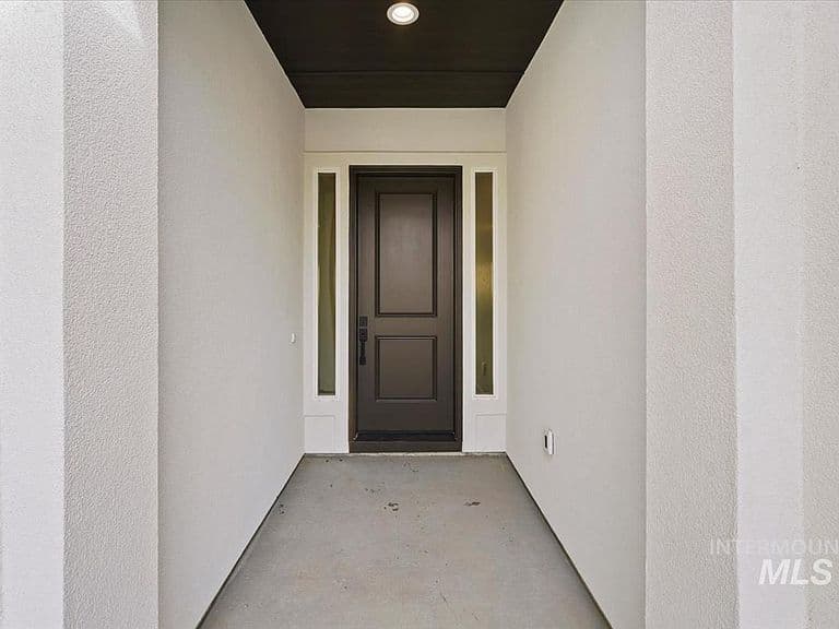 6734 W Sollas Dr photo 4