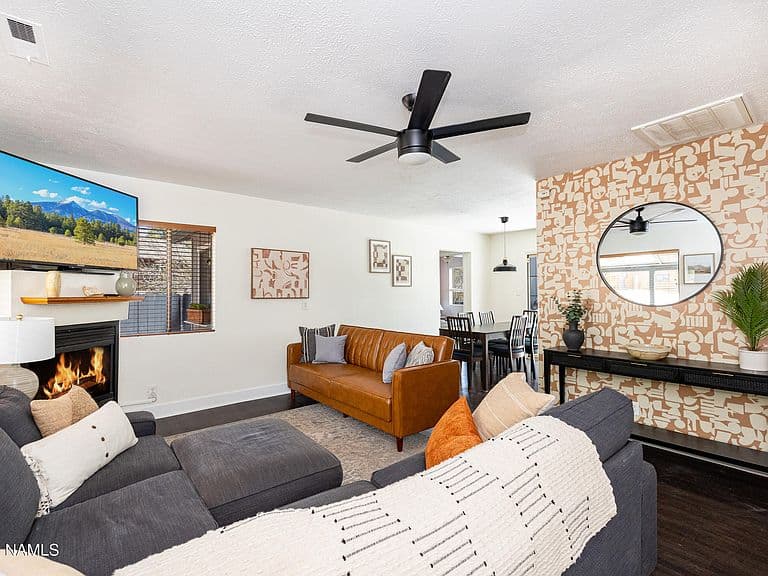 2553 Mesa Trl photo 4