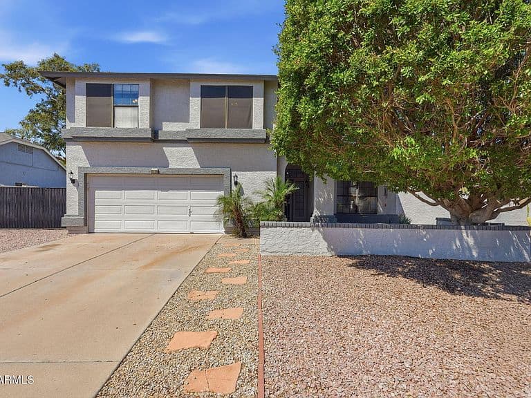 2336 N ROCA -- photo 1