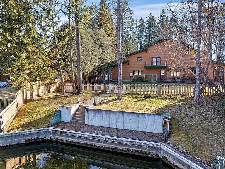 205 Siderius Ln photo 5