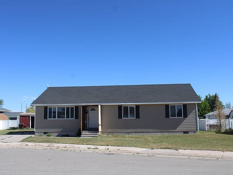 620 Frosty Ct photo 1