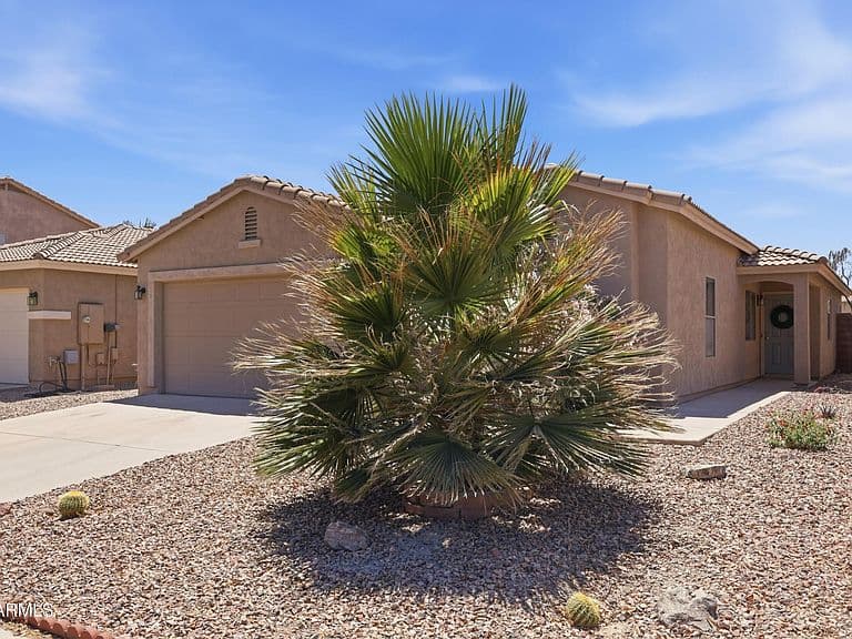43599 W SAGEBRUSH Trail photo 4