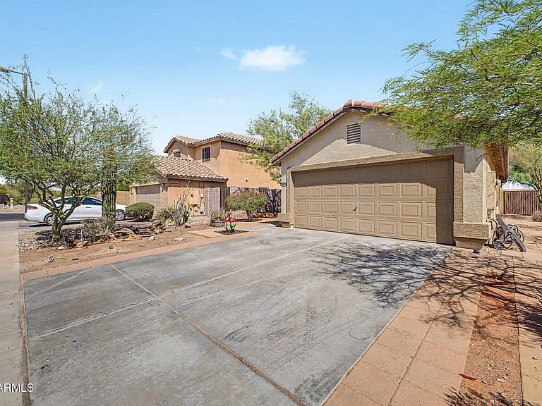 22259 W MESQUITE Drive photo 3