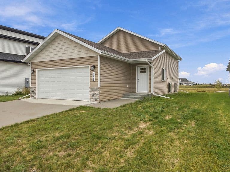 7691 Cub Creek Way photo 2