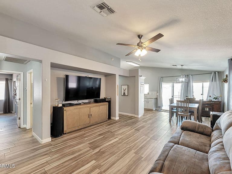 11518 E COVINA Street photo 5