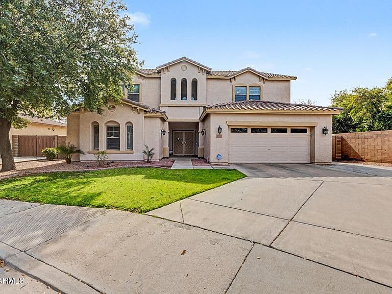 4067 E County Down Dr photo 1