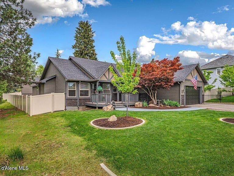 3108 E Point Hayden Dr photo 2