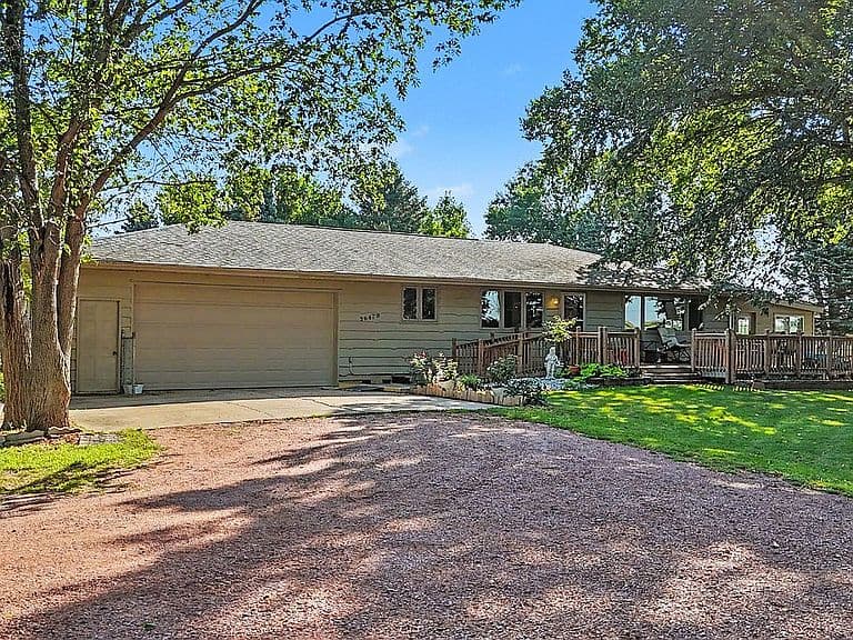 26470 484th Ave photo 1