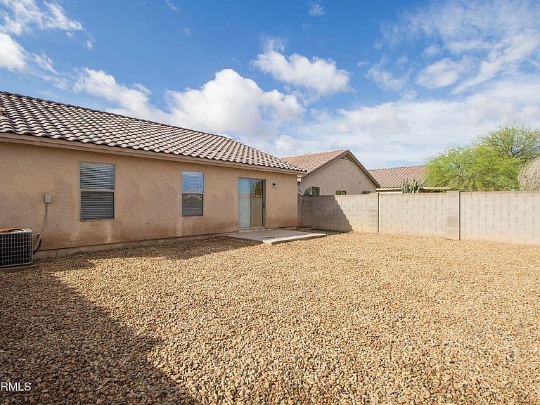 632 W KINGMAN Loop photo 2